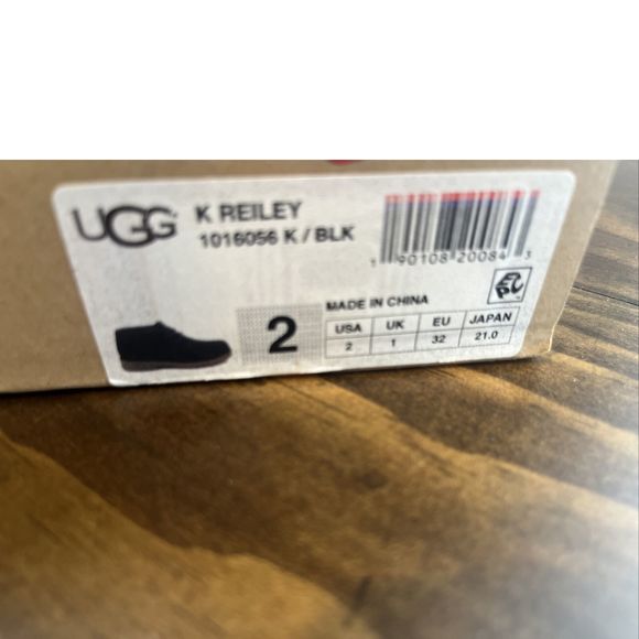 UGG K Reiley Classic Black Suede Boots US 2 Boys - Picture 5 of 5